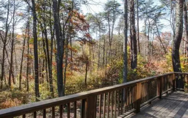 Laurelwood - Hocking Hills