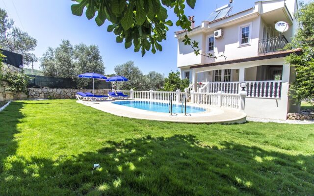 Villa Cagdas by Tatilpremium