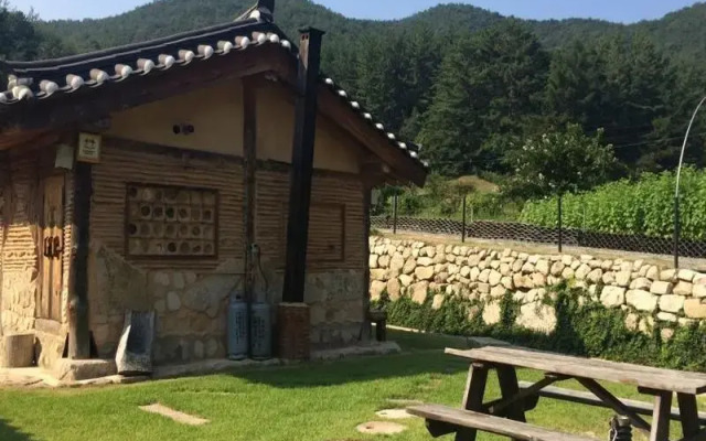 Gutoran Hanok Pension