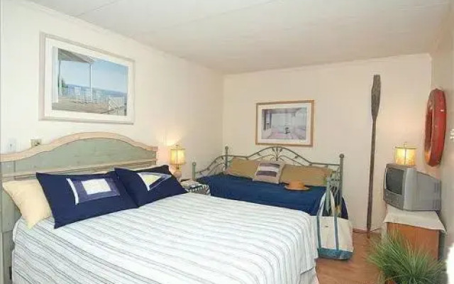 Sea Sands 104