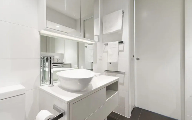 TherRich Walkerville apartment