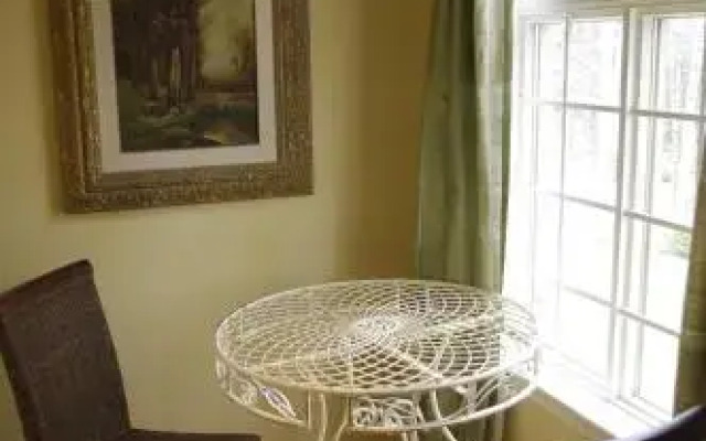 Blue Forest Lane Bed and Breakfast