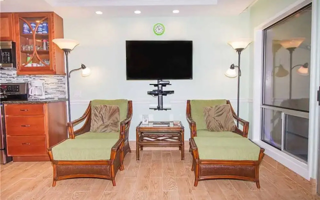 Kahana Sunset D6 - Two Bedroom Condo