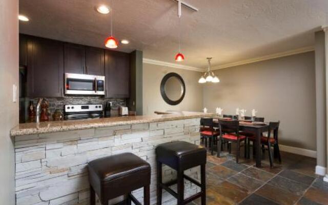 Woodland Springs - 3 Br Condo