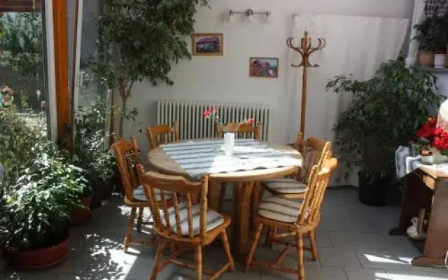 Cafe & Pension Carmen