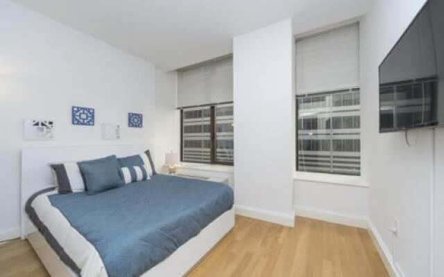 NY Away - Financial District 3 Bedrooms - 17E