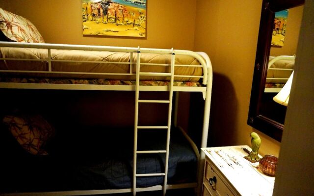 Oasis by Joshua Desert Retreats