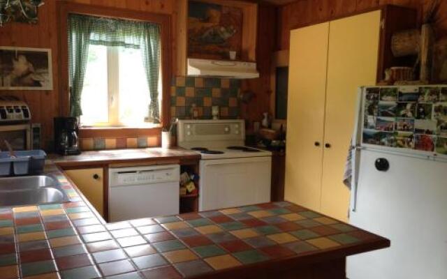 Grangette Entre Chiens et Loups