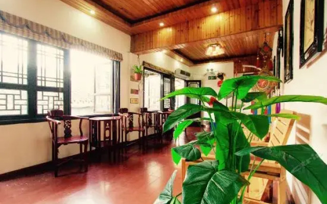Xitang Fuchun Inn