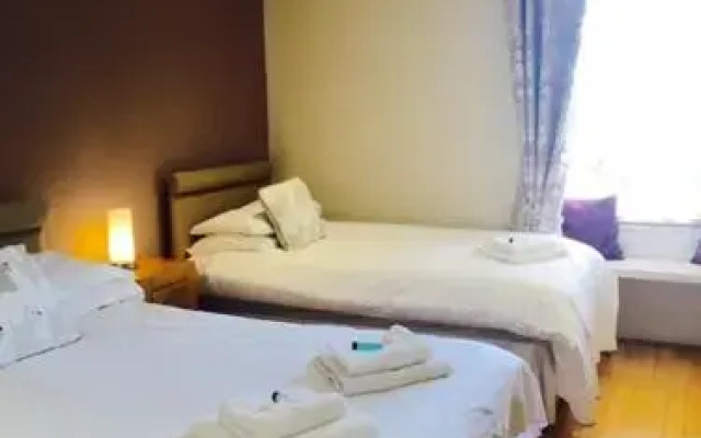 The Crown Hotel