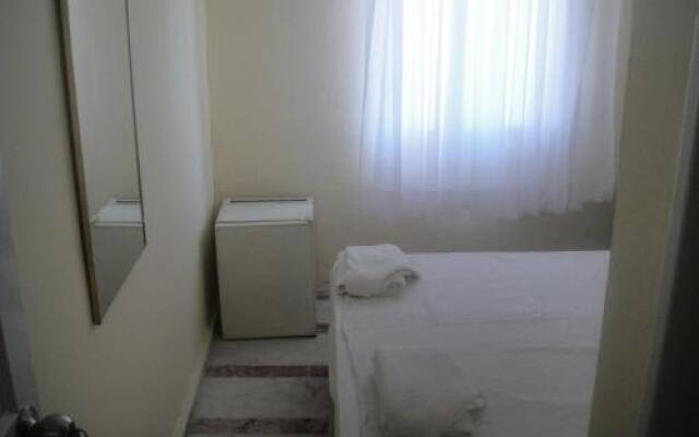 Zeybek Hotel Ürkmez