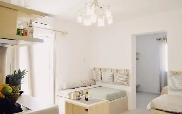 Nama Luxury Rooms & Suites