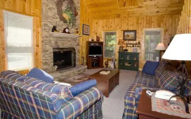 Bethany House - 3 Br home by RedAwning