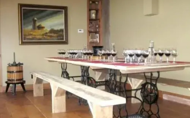 Cedar House on Sound B&B