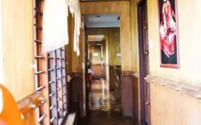 Pournami Houseboats
