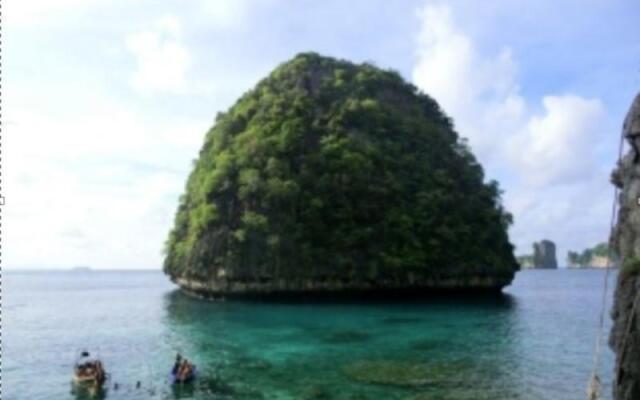 Maya Bay Sleepaboard