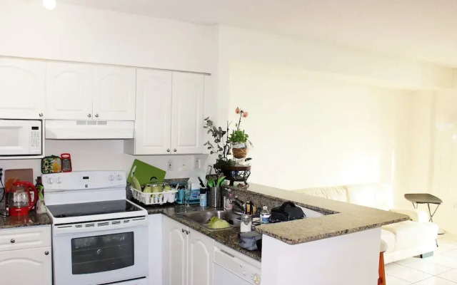 Miami Beach Intracoastal Apartments By Globe Quarters