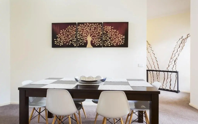 Bendigo Holiday Houses (Baxter)