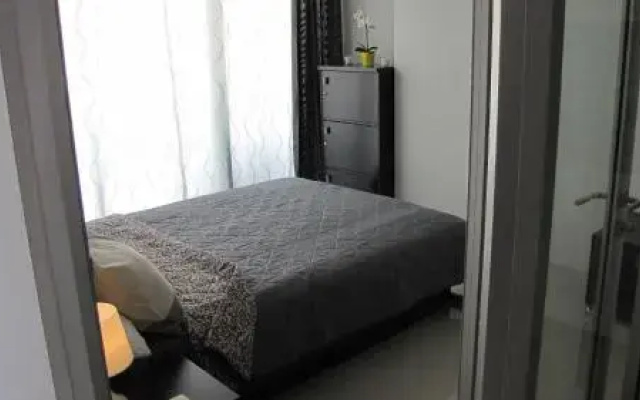 Апартаменты A23M Mosaic Condominium
