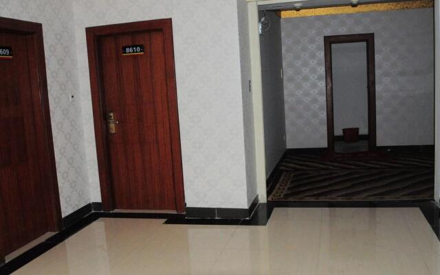 Super 8 by Wyndham Guangzhou BY Airport Renhe Subway Station