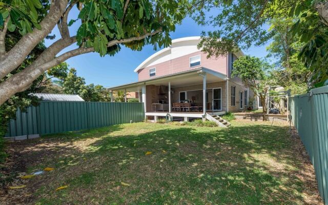 Boulder Bay Rd 28a - Fingal Bay