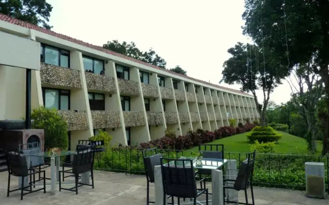 Royal Lotus Hotel