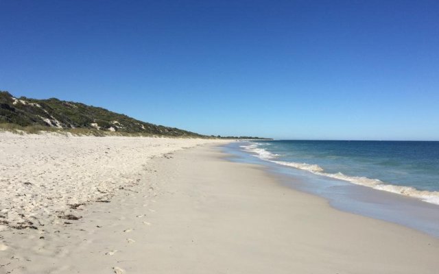 Perth Beachside Holiday House