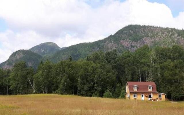 Grangette Entre Chiens et Loups