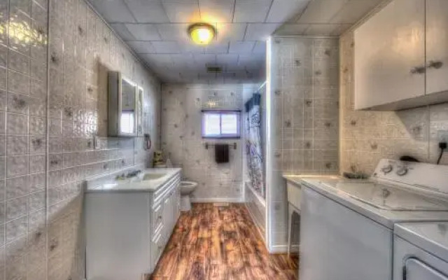 Blue Mountain Rentals - 5 Bed-Hot Tub