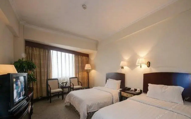 Tai'an Mingzuo Santai Theme Hotel (Taishan Scenic Area)