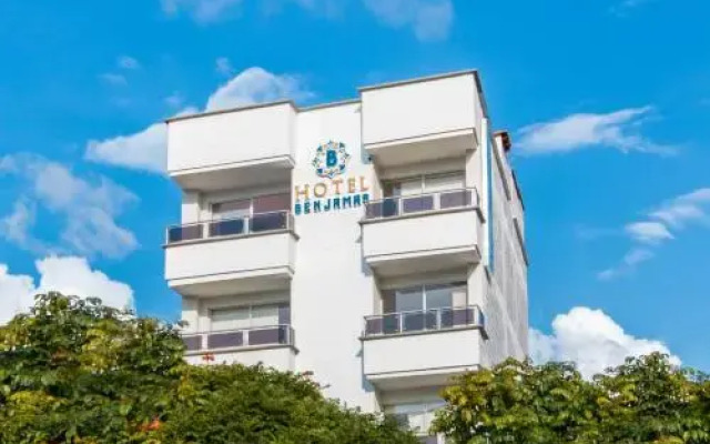 Hotel Benjamar