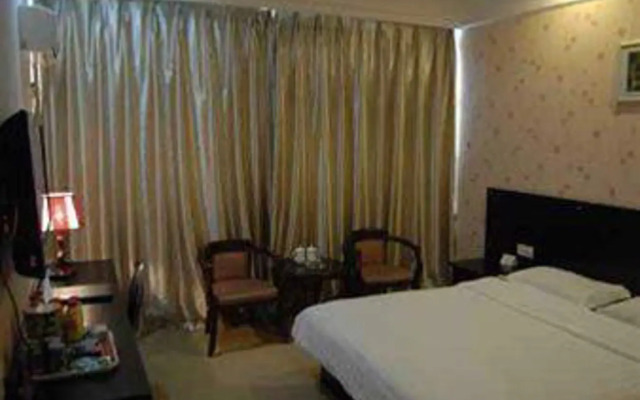 Super 8 Htl Zhucheng Lan Tian