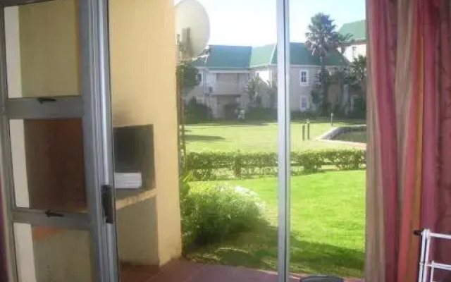 Waterside Living MC03
