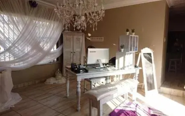 Thabong Guesthouse