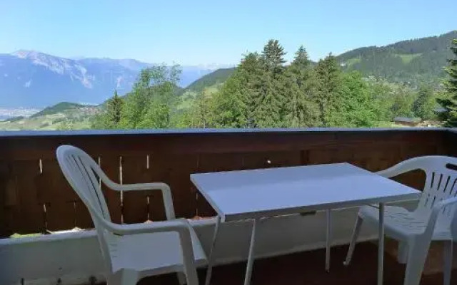 Apartment Les Girolles