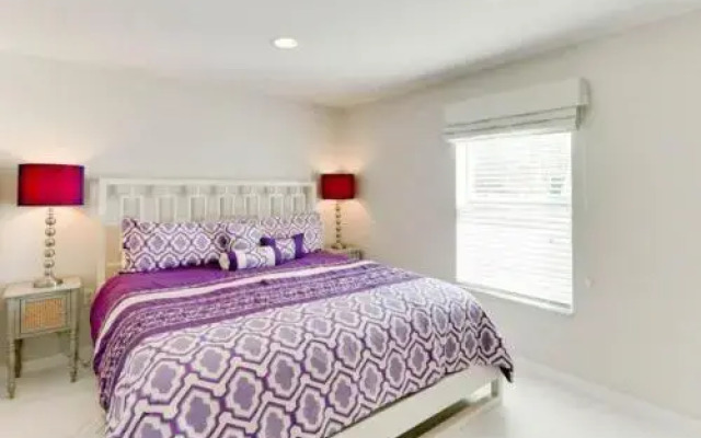 Sugar Plum Hideaway