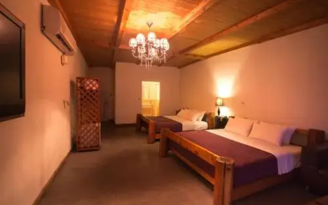 Far Falla Hotel