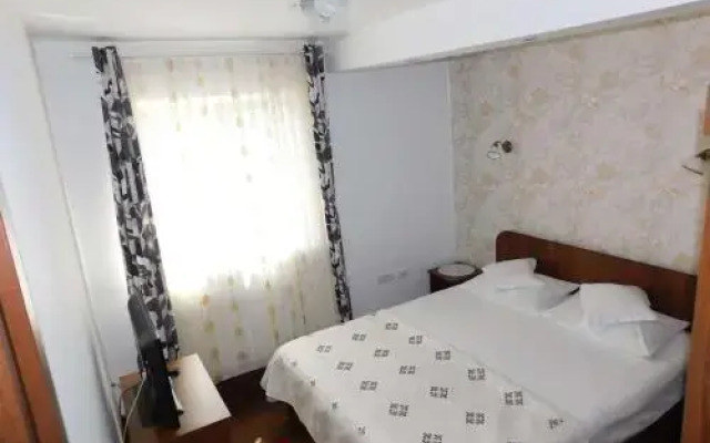 Garsoniera Strada Bucegi