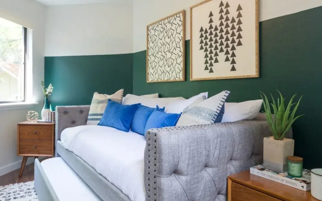 Unique 4BR ATX Home by Domio