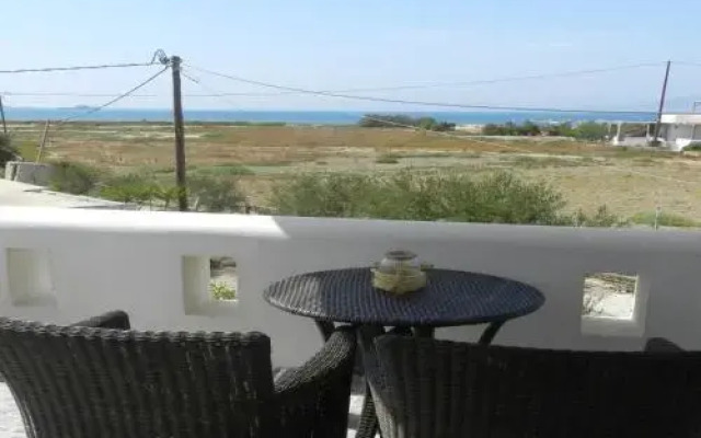Tolakis Studios