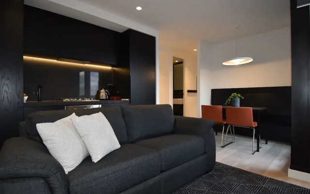 Melbourne Empire Apartments