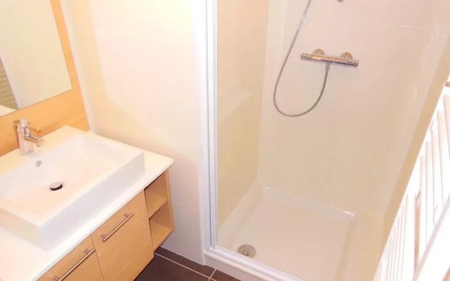 3 Bedrooms, 3 bathrooms central Cannes Lecerf 411