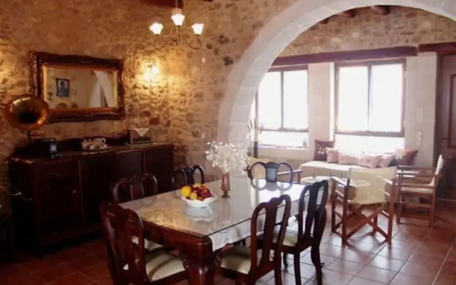 Villa Ariadni