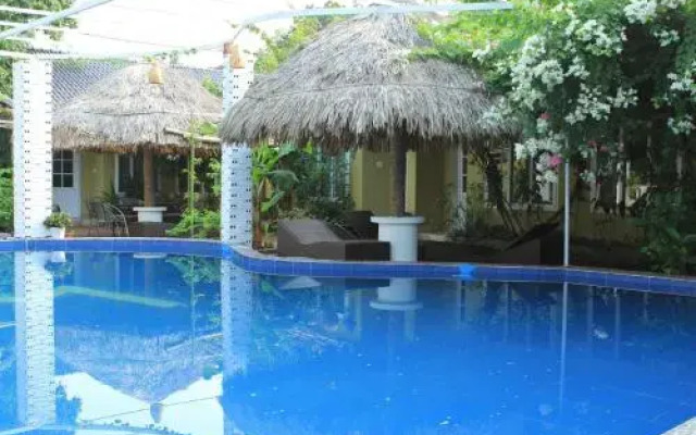 Minh Chau Beach Resort