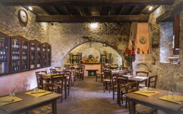 Rifugio Mola Del Sacramento