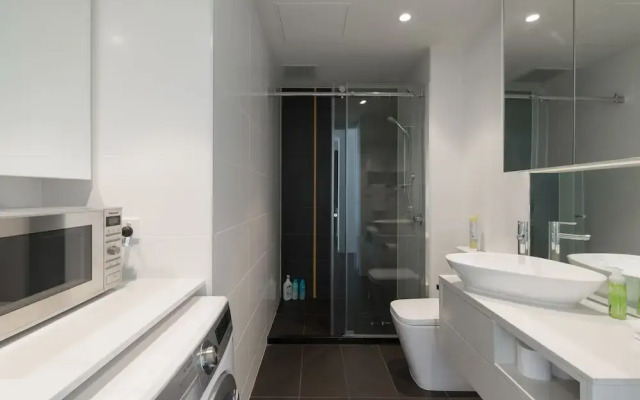 TherRich Walkerville apartment