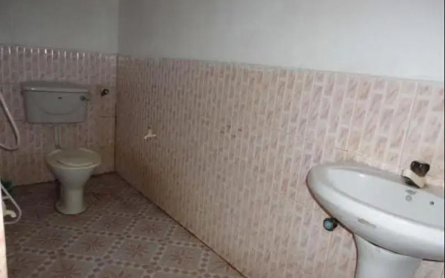 Luckmins Guest House