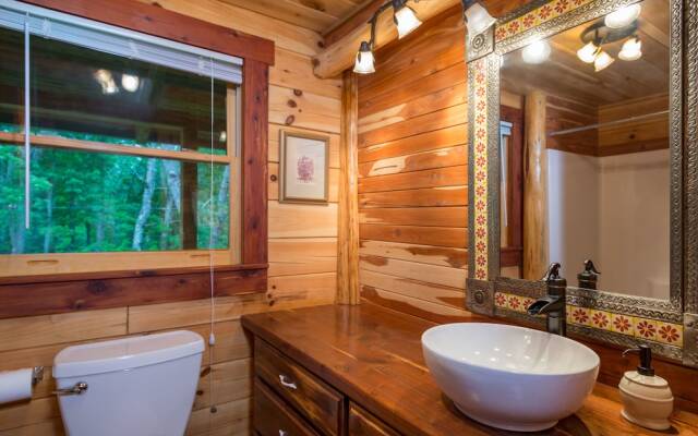 A Touch of Luxury Cabin