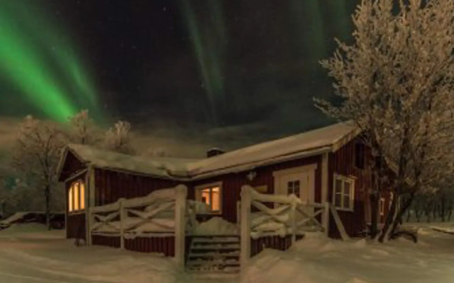 Husky Lodge