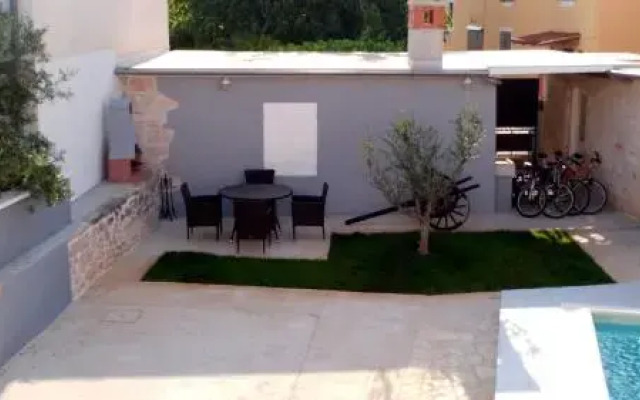 Three-Bedroom Holiday Home in Peruski